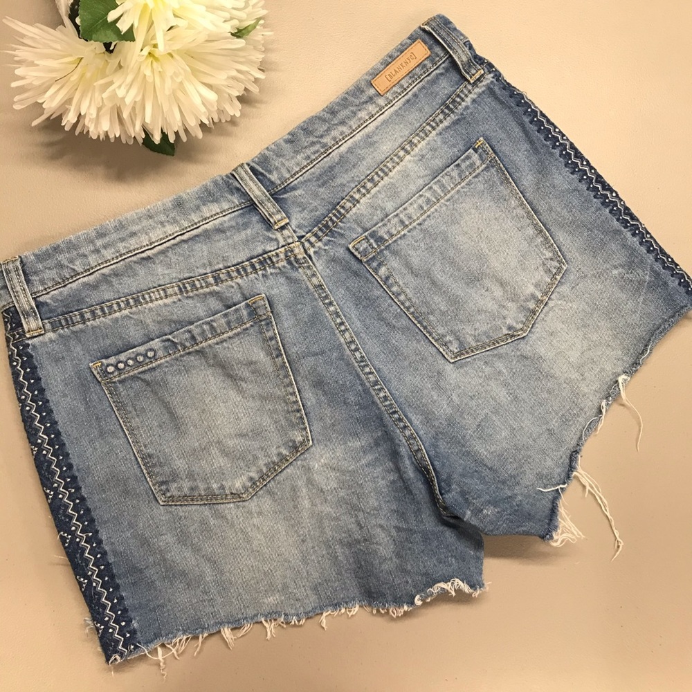 Blank NYC Hiker Shorts Denim Blue Jeans Pattern - Picture 6 of 6